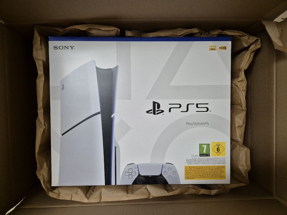 PS 5 slim Disc + Controller (Neu und originalverpackt) in Trimbach für ...