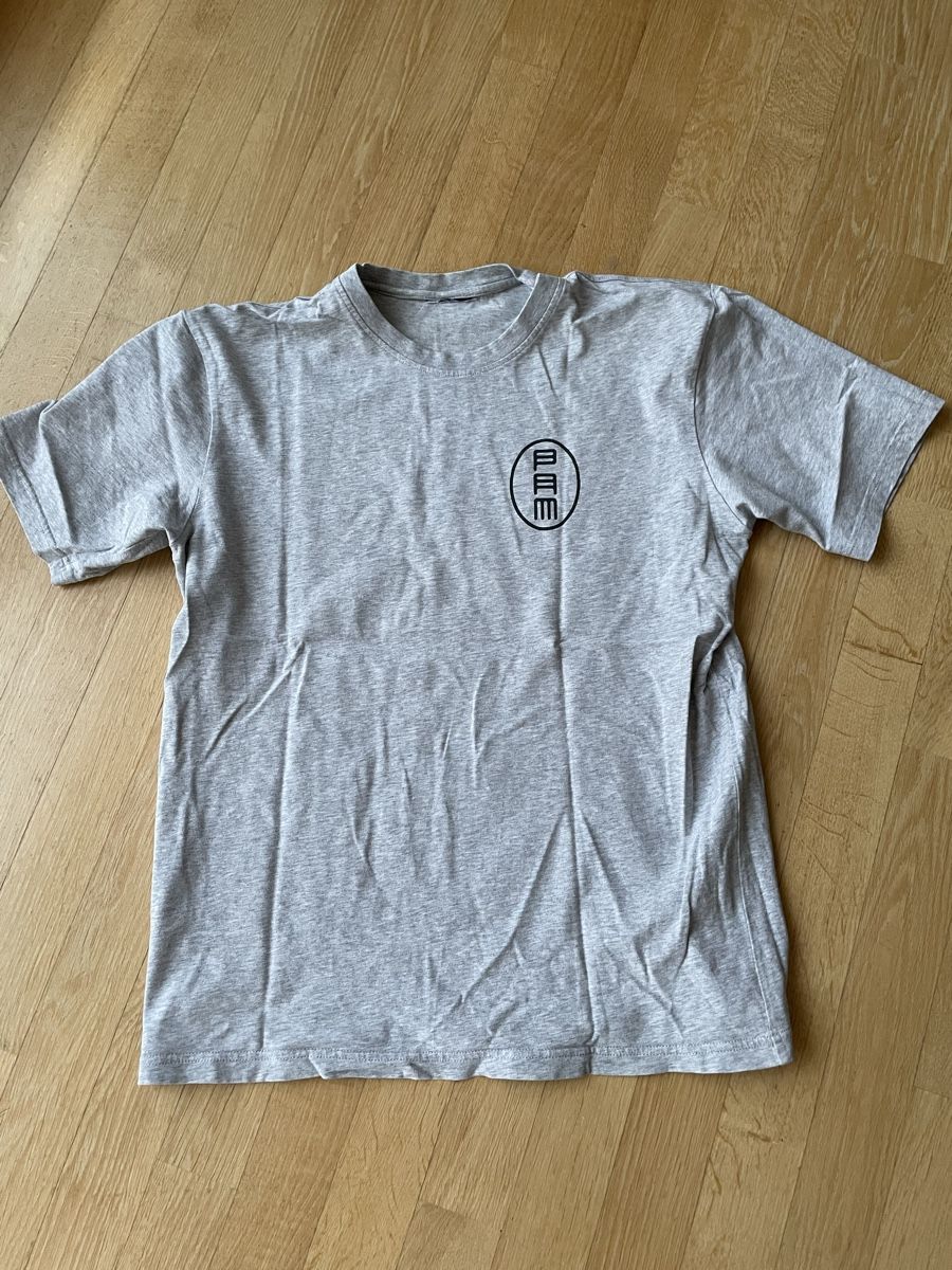 T-Shirts: PERKS & MINI PAM TEE VINTAGE GOOD CONDITION SIZE LARGE  – Gebraucht aus Basel von aharon.no1 1