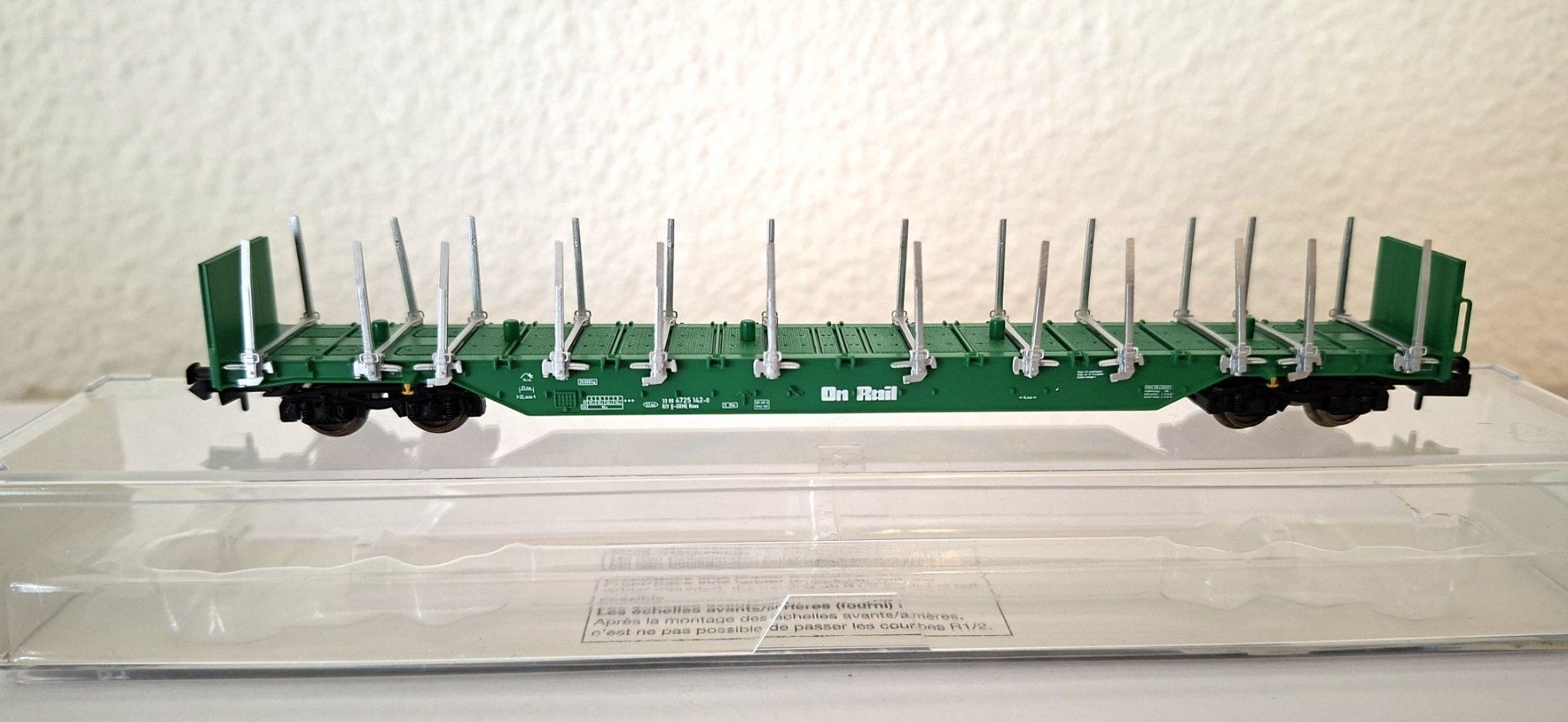 Fleischmann Modellini di ferrovie: Fleischmann Rungenwagen  " On Rail " 825402 K – Nuovo e nell'imballaggio originale da Biberist venduto da Ntrains