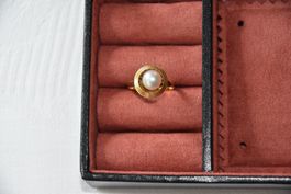 hübscher Goldring mit 1 Zuchtperle