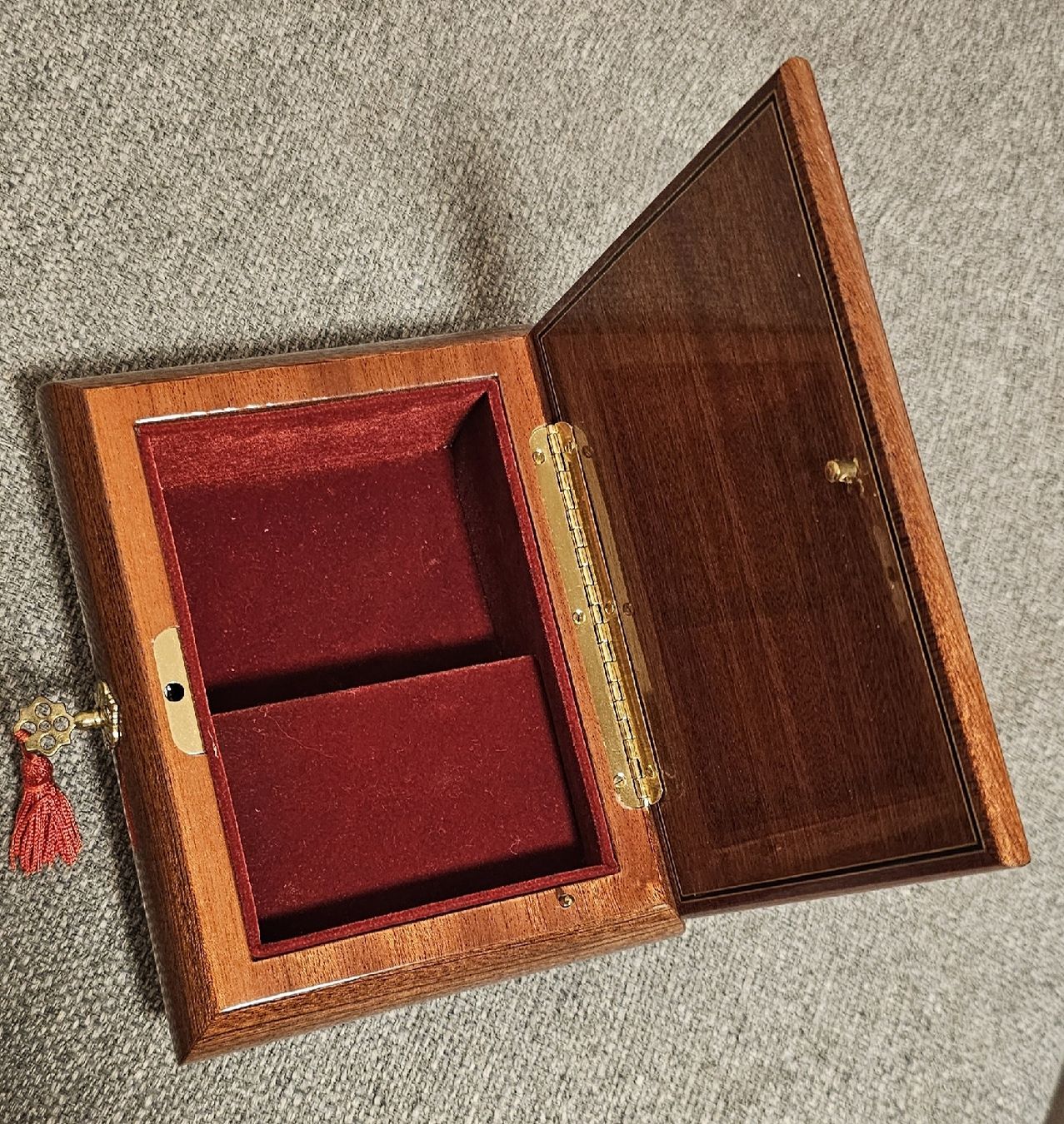 Carillon: Boîte à musique  Ardleigh Elliott – Usato da Genève venduto da Fresko01 1