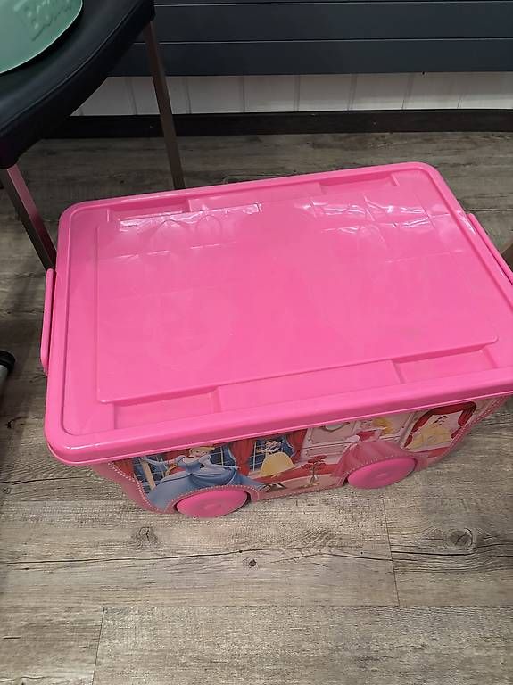 Giocattoli: Caisse de rangement princesses Disney – Usato da Moutier venduto da Christiane13 2