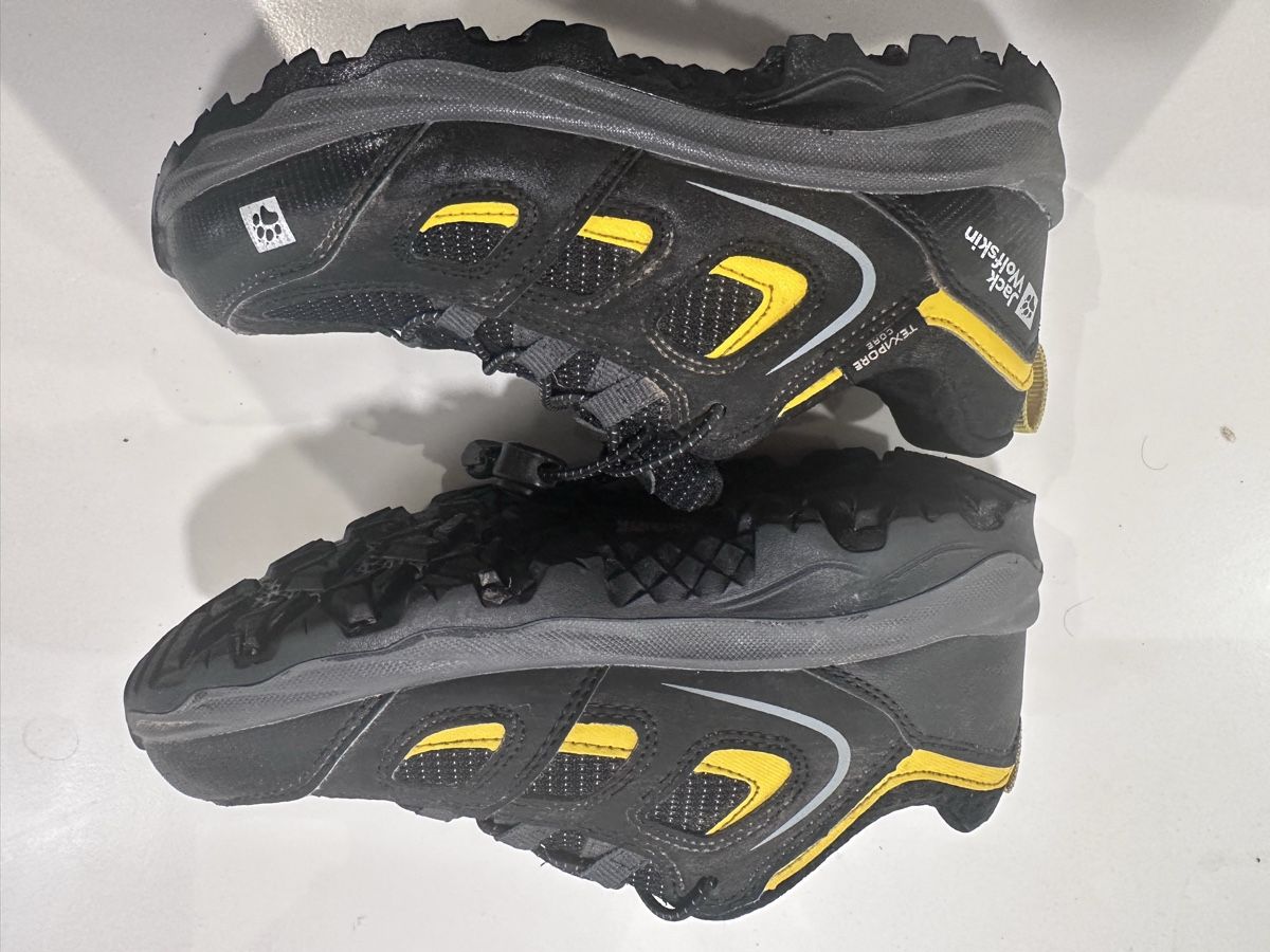Jack Wolfskin Scarpe per ragazzi: Jack Wolfskin Wander Schuhe gr. 32 – Usato da Uetikon am See venduto da Jolie2009 2