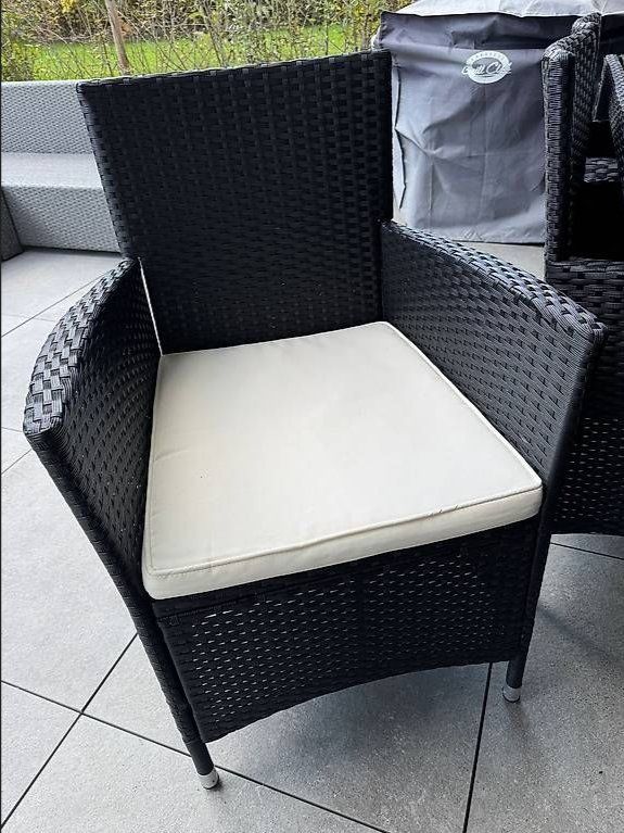 Set di tavolo e panche: Gartenmöbel Set Rattanoptik mit Tisch gebraucht – Usato da Rüti ZH venduto da brezni-69 3