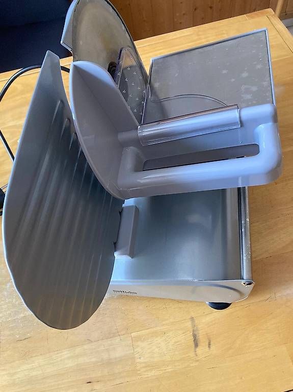 Elettrodomestici da cucina: Profi Metall-Allesschneider – Usato da Avers venduto da JuliaSto 1