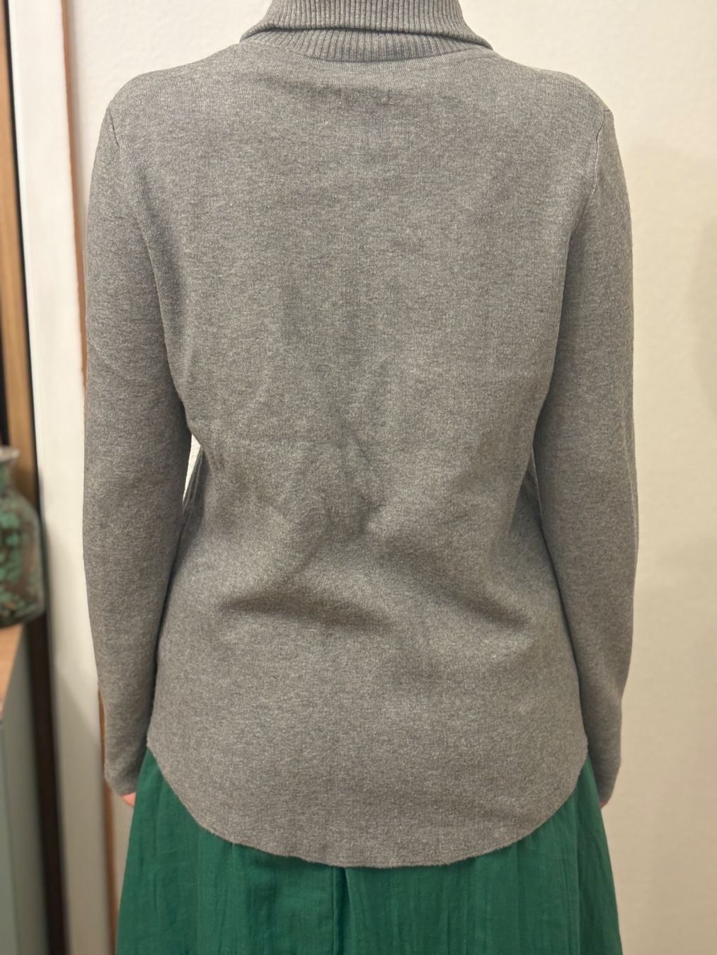 Massimo Dutti Maglioni & Felpe: Graues Jäckli von Massimo Dutti 38 – Nuovo (secondo la descrizione) da Basel venduto da lolushka 7