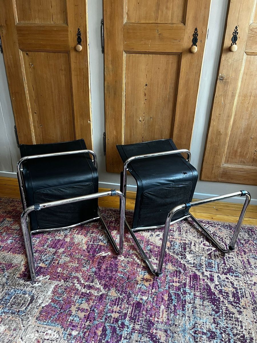 Stühle: 2 chaises noires style Freischwinger – Gebraucht aus Murten von noemiei 4