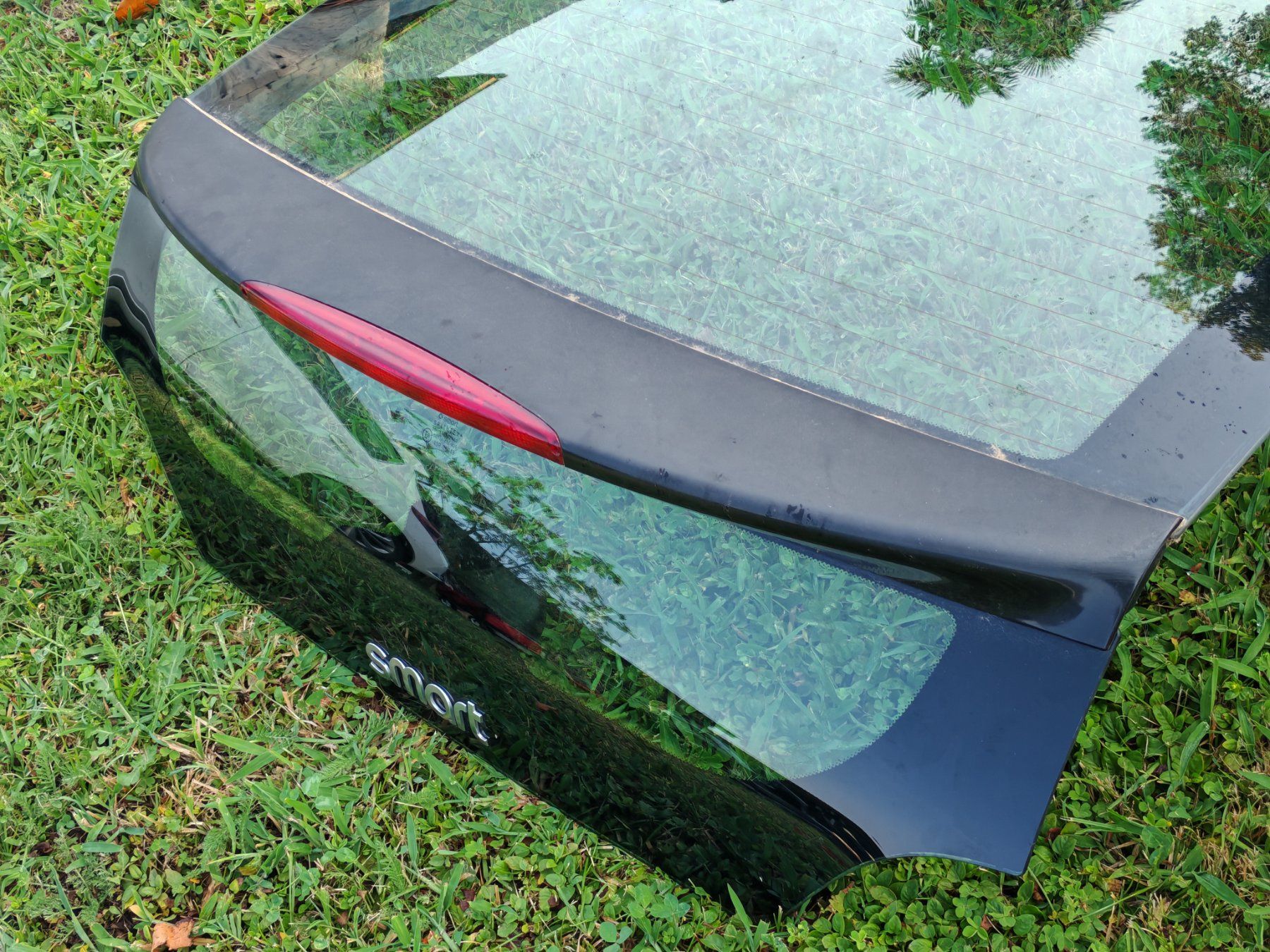 Smart Tutti pezzi di ricambio auto: Smart Roadster coupé lunotto posteriore – Usato da Cadenazzo venduto da Mulinacu 7