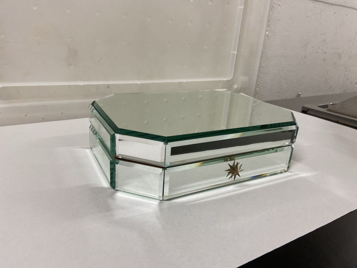 Portagioie: Schmuckschatulle Facettierte Glas Spiegel 8eckig – Usato da Dietikon venduto da brocki-eyra 6