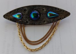 Vintage Brosche mit Ketten Goldfarben und Farbsteinen