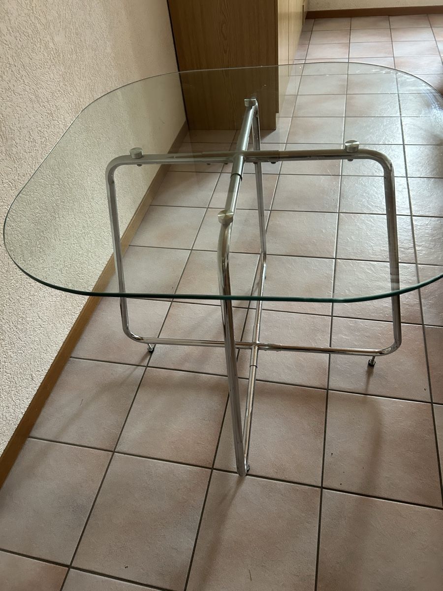 Tavoli: Table design en verre et chrome, solide et stable! – Usato da Thierrens venduto da Bigla 1