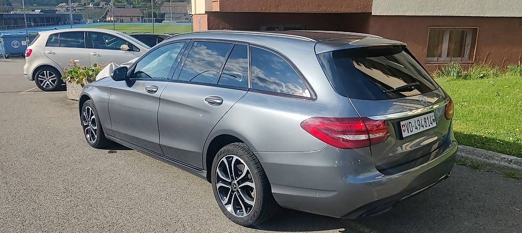 Autos: Mercedes Benz C250 – Gebraucht aus Lausanne von amkd 3