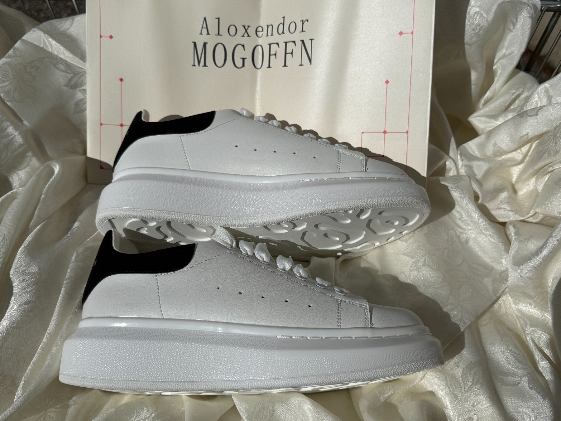 Scarpe da uomo: Schuhe Grösse 38 - NEU IN OVP – Nuovo e nell'imballaggio originale da Vacallo venduto da cri_229f 1