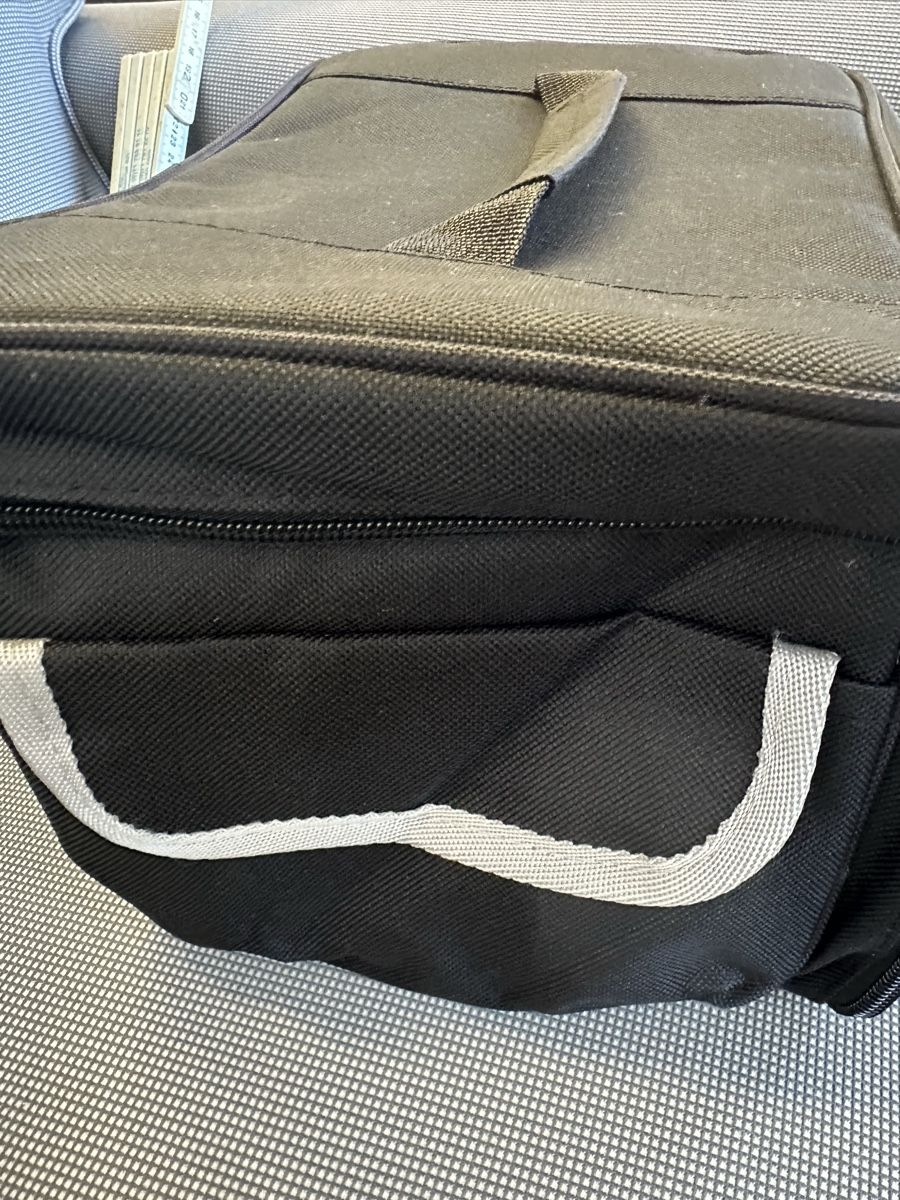 Borse: Erste-Hilfe-Tasche Neu – Nuovo e nell'imballaggio originale da Sevelen venduto da Stopglobal. 1
