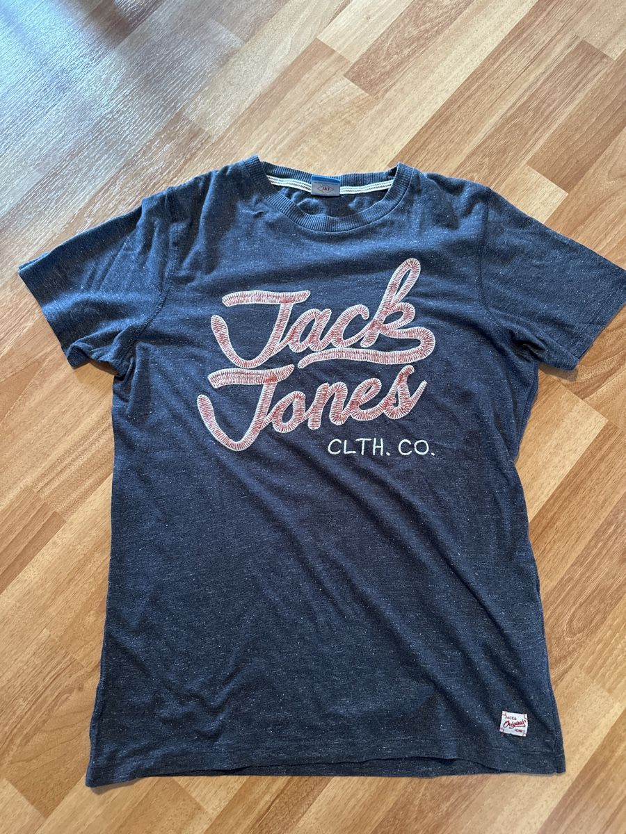 Jack & Jones T-Shirts: Jack & Jones T-Shirt, Gr. M, einf. Brustweite 49 cm – Gebraucht aus St.Gallen von maierm01
