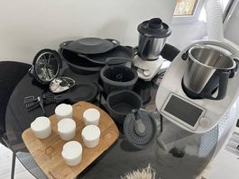 Robot culinaire Thermomix TM6 avec accessoires complets