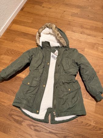 Kinder Winterjacke, Khaki, Grösse 122/128, NEU