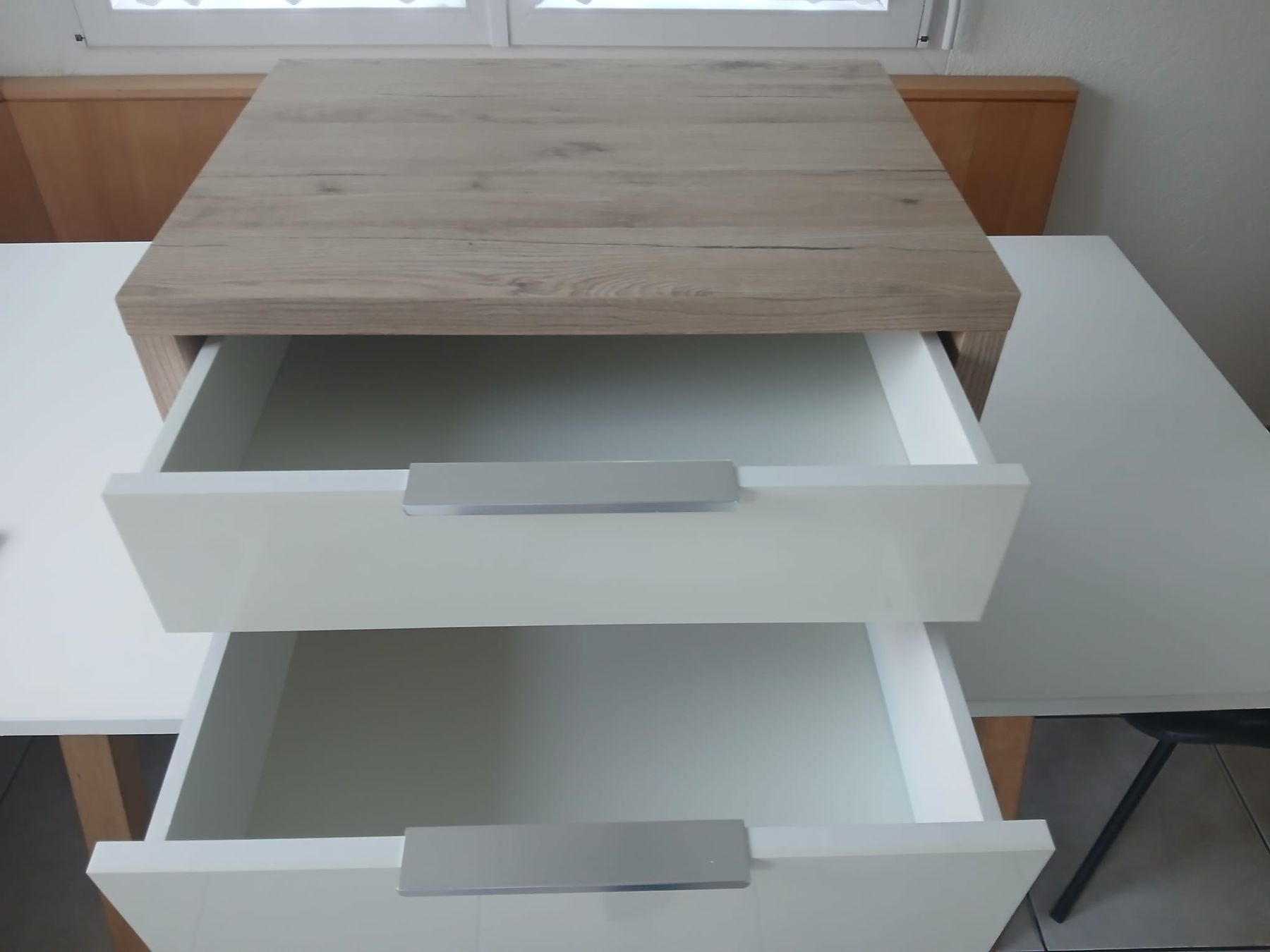 Comodini: Nachttisch – Nuovo (secondo la descrizione) da Flumserberg Portel venduto da sep_lny5 4