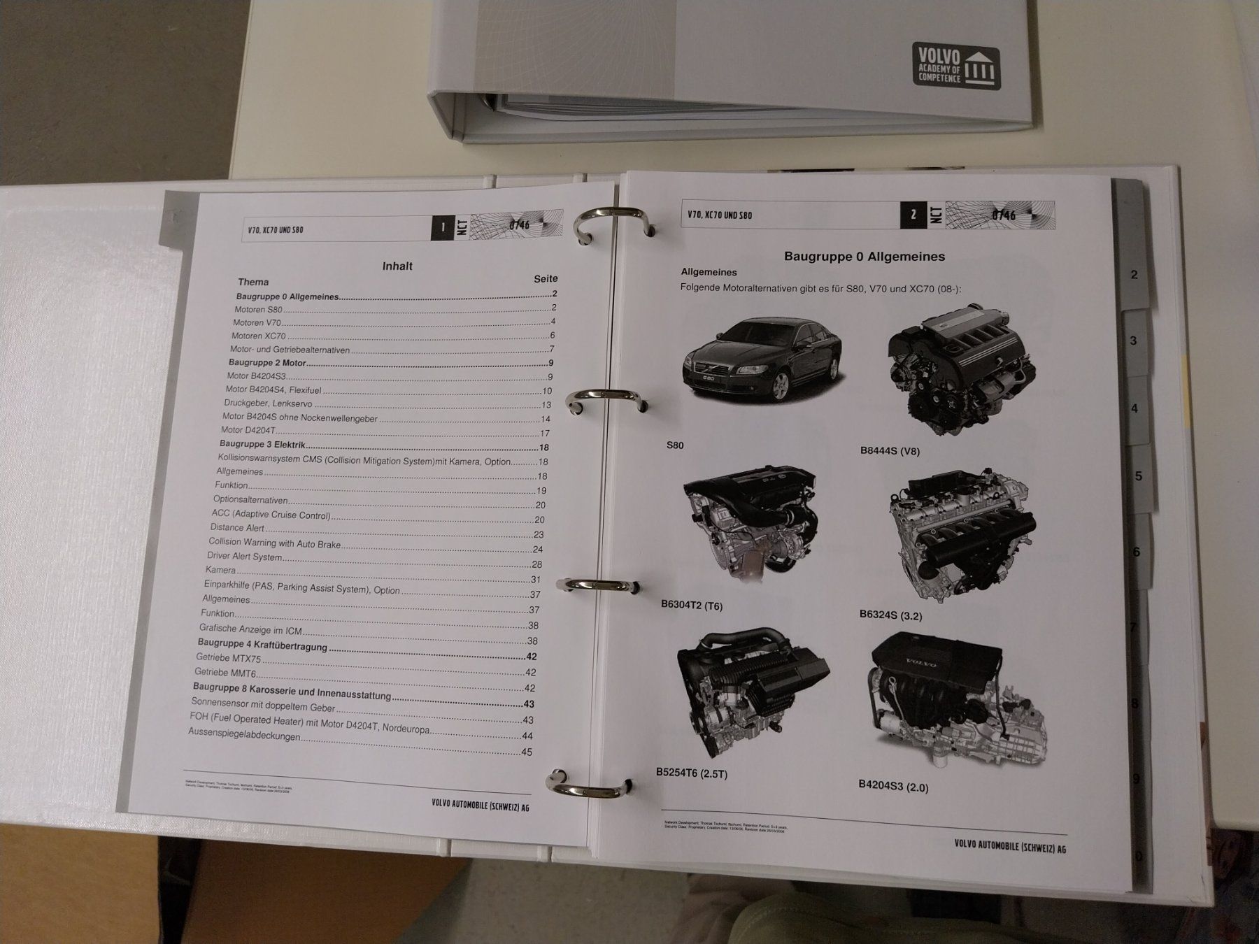 Volvo Documents: Volvo Trainingsordner – D'occasion à Weingarten-Kalth par Bettelbruenneli 3