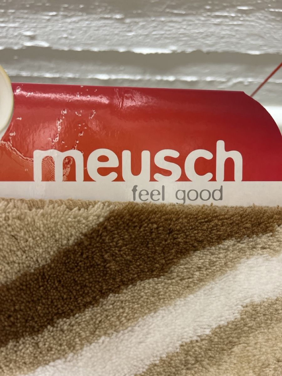 Teppiche: Meusch Badteppich braun-weiss gestreift neu – Neu und originalverpackt aus Wettingen von Kawasaki987 1