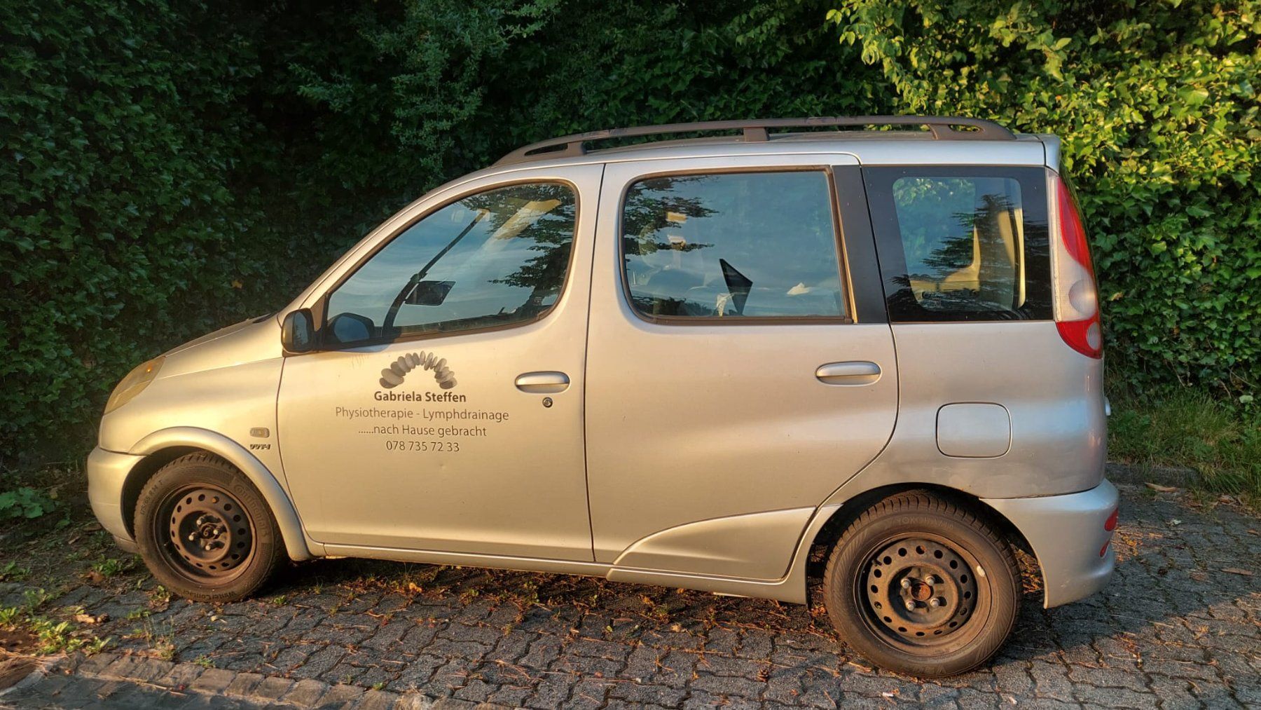 Toyota Automobili: Toyota Yaris Verso 1.5 – Usato da Horw venduto da Uriel2 1