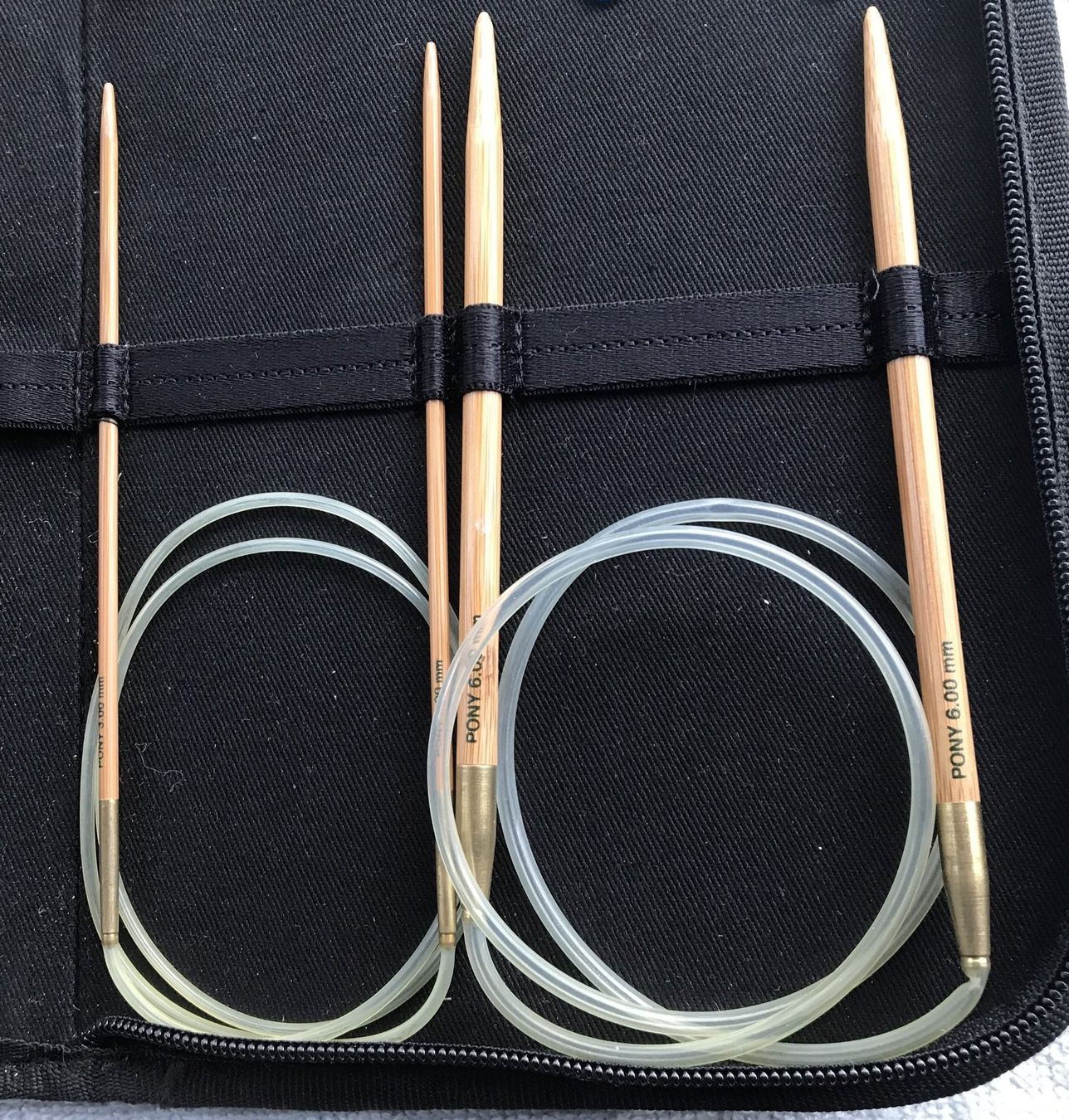 Ferri: STRICKNADEL ETUIE VON PONY NEU – Nuovo (secondo la descrizione) da Ostermundigen venduto da crazy-horse-1840 5