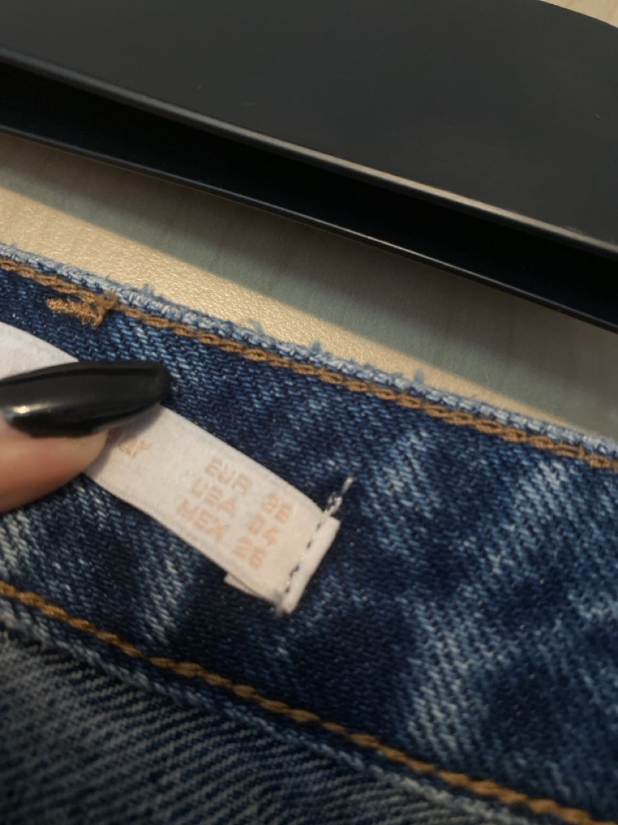 Zara Jeans: Jeans mit Blumenstickmuster Gr. 36 – Usato da Gränichen venduto da cat_lady 3
