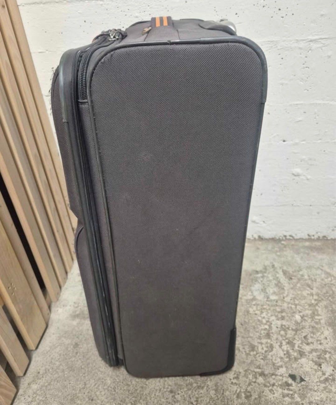 Valigie: Reisekoffer 50x30x80cm – Usato da Luzern venduto da kat_6kt5 2
