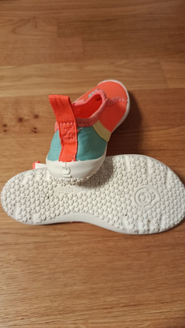 Decathlon Scarpe per ragazzi: Chaussure d'eau – Usato da Cointrin venduto da ole_86n8 2