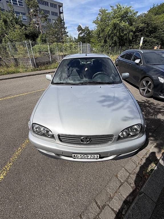 Toyota Automobili: Toyota Corolla 2001 auf Wunsch mit frischer MFK – Usato da Rheinfelden venduto da Laki95 2