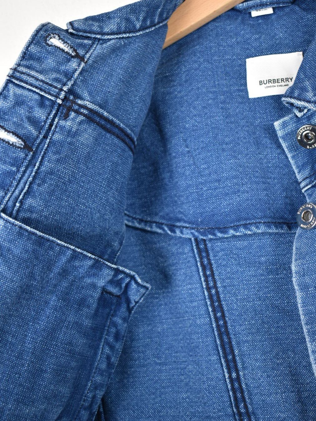 Burberry Giacche & Cappotti: Burberry Jeansjacke, Gr.98 – Usato da Nürensdorf venduto da 2ND_STORY 5