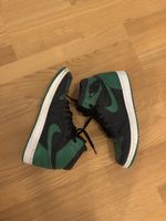 Air Jordan 1 High OG Sneakers
