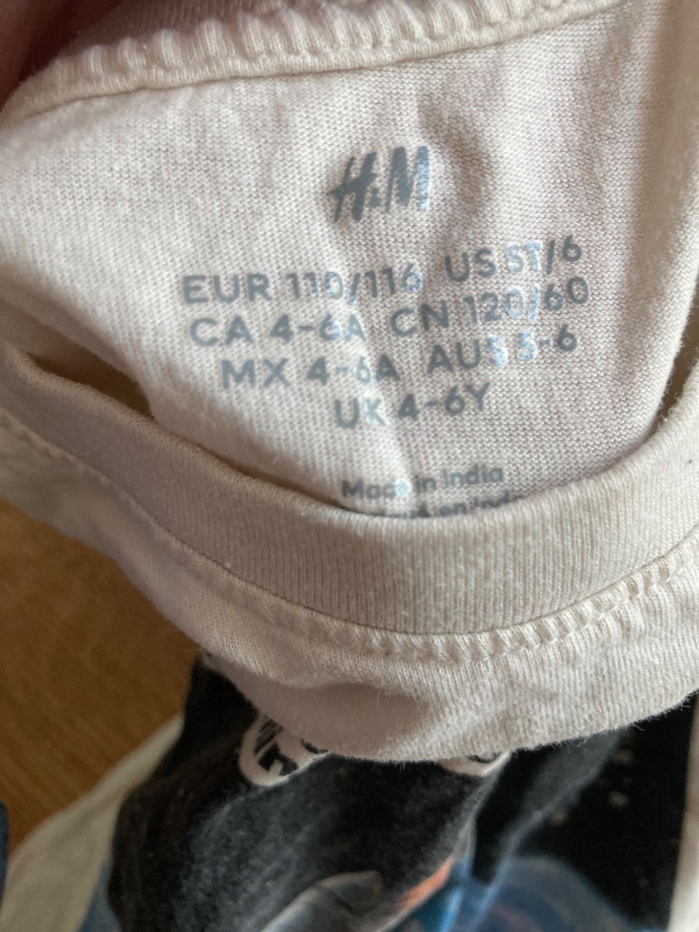 Kleiderpakete & -sets: Shirt & Shorts – Gebraucht aus Bülach von Stellina72 2