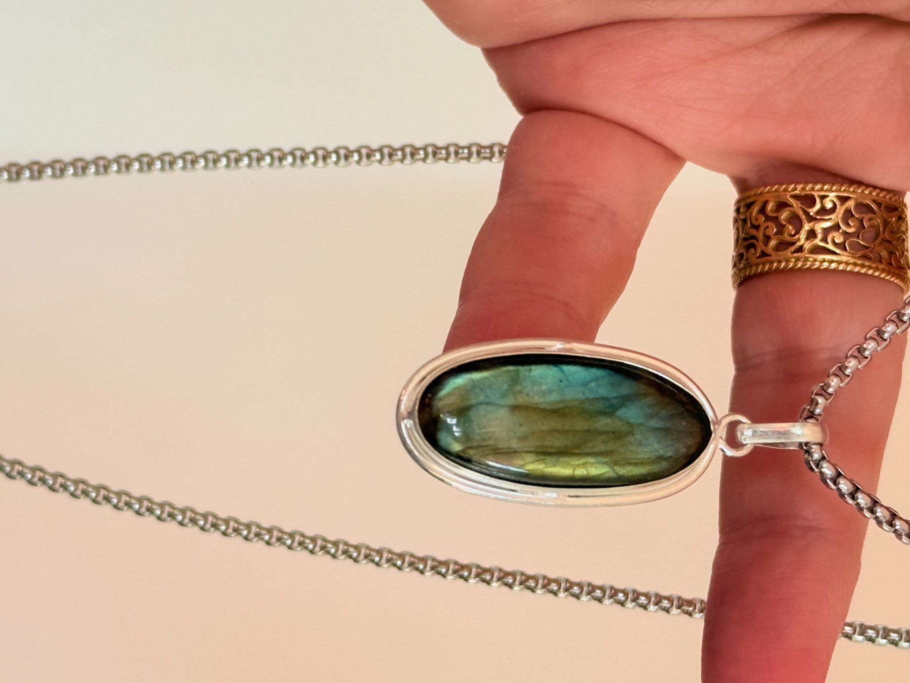 Catenine: Superbe collier Labradorite , neuf! – Nuovo e nell'imballaggio originale da Genève venduto da AGBERG 1
