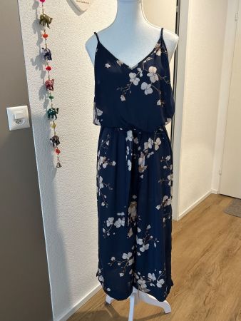 Jumpsuit dunkelblau mit Muster von Vero Moda Gr. M