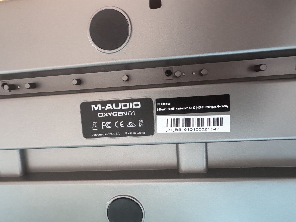 M-Audio Strumenti musicali: M-Audio Oxygen 61 MIDI Keyboard – Usato da Holderbank AG venduto da min_285m 2