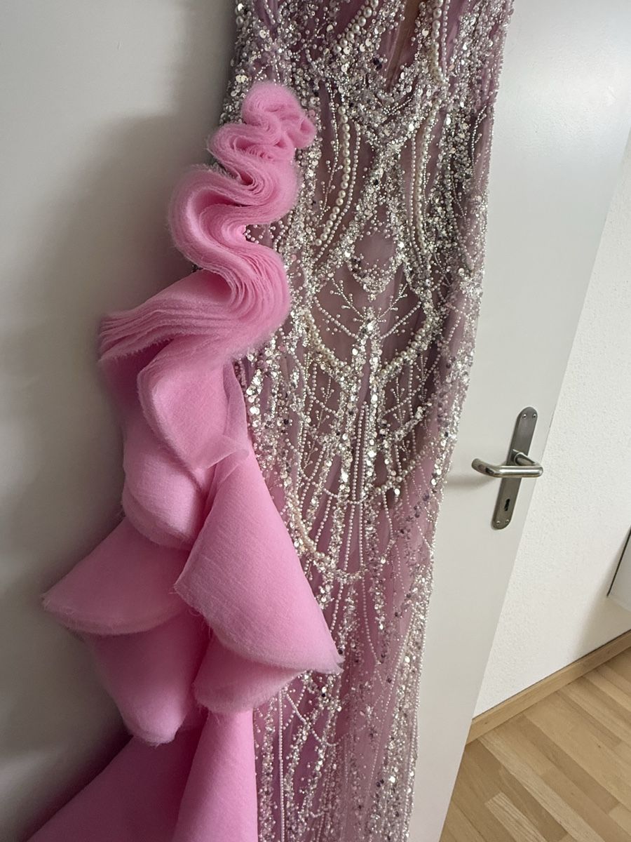 Robes: Abendkleid Pink  – D'occasion à Bülach par Siar1 2