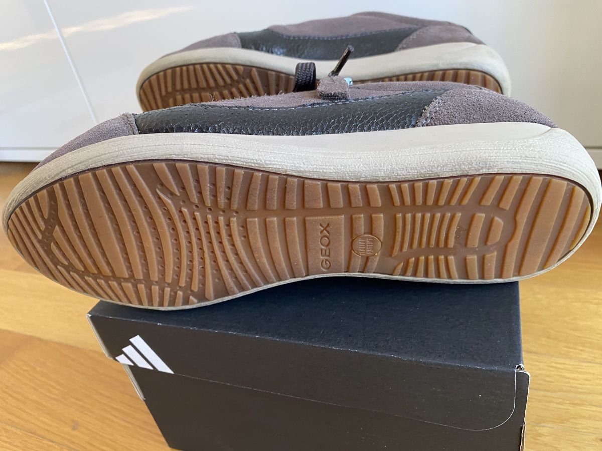Geox Scarpe da donna: Neue Geox Damensneaker, Grösse 36, braun – Nuovo (secondo la descrizione) da Illnau venduto da Sniwi67 7