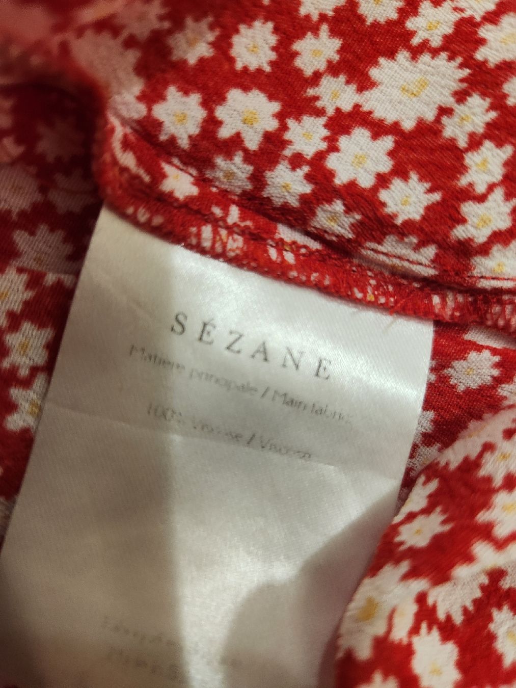 Sezane Tops: Top sezane fleuri rouge blanc taille 40 – D'occasion à Niedergösgen par Eva2410 4