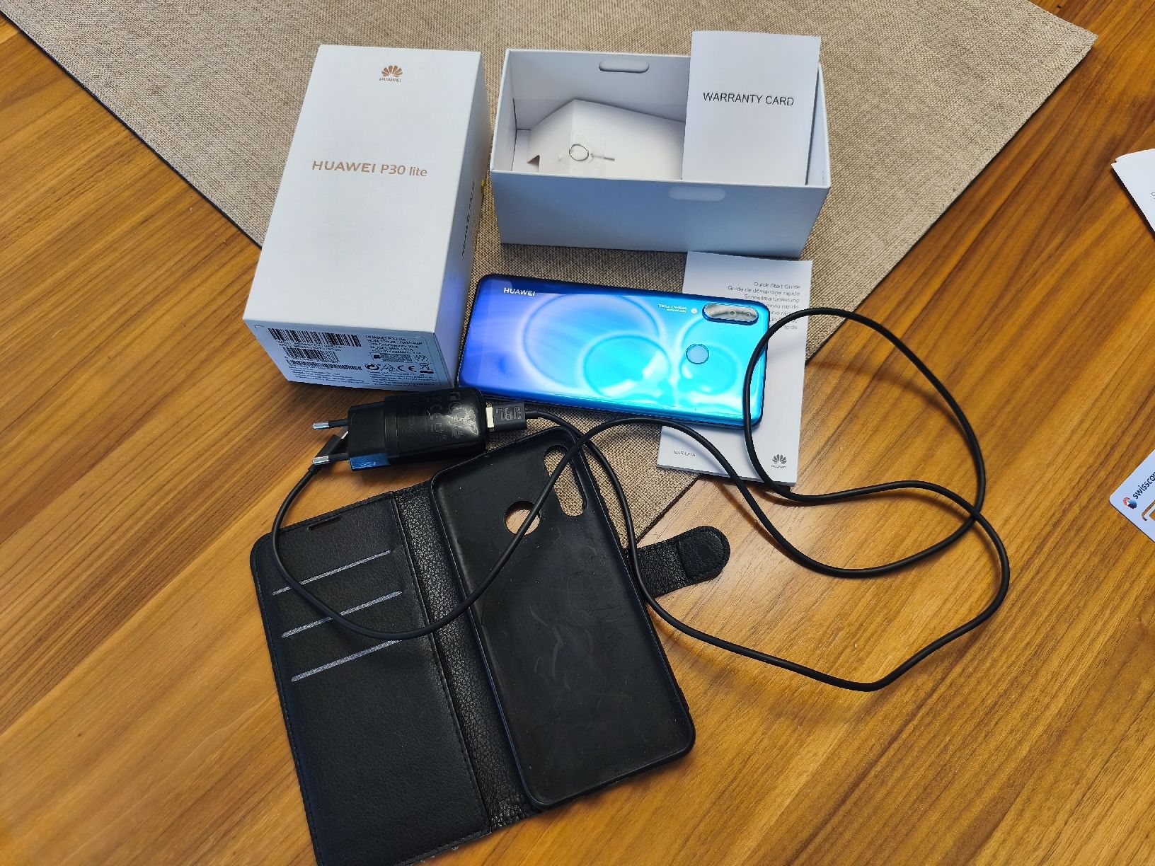 Huawei Telefoni cellulari / Smartphones: Huawei P30 lite + 2GB Speicherkarte – Usato da Rüti ZH venduto da Babybohne