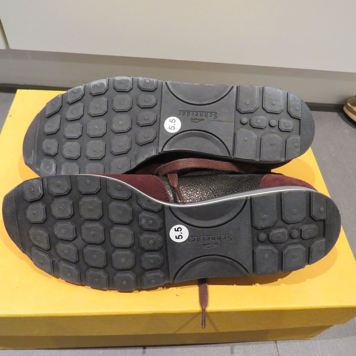 Schneider Scarpe da donna: Schuhe Schneider Grösse 37 – Nuovo (secondo la descrizione) da Einsiedeln venduto da rotgypsy1969 2