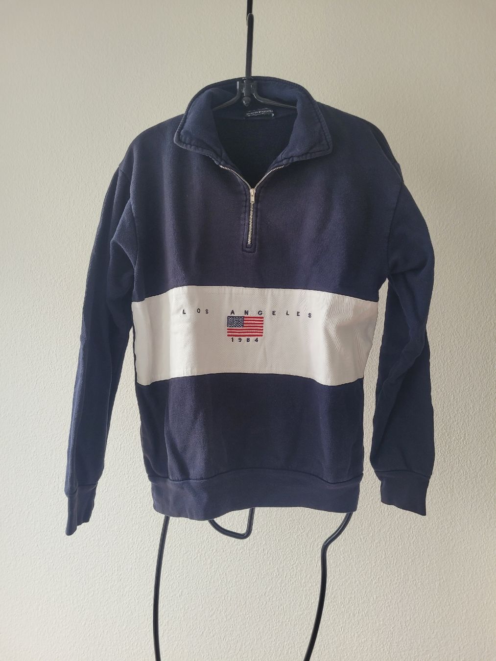 Brandy Melville Maglioni & Felpe: Brandy Melville Pulli Grösse S USA Style – Usato da Zürich venduto da cas_h8ty