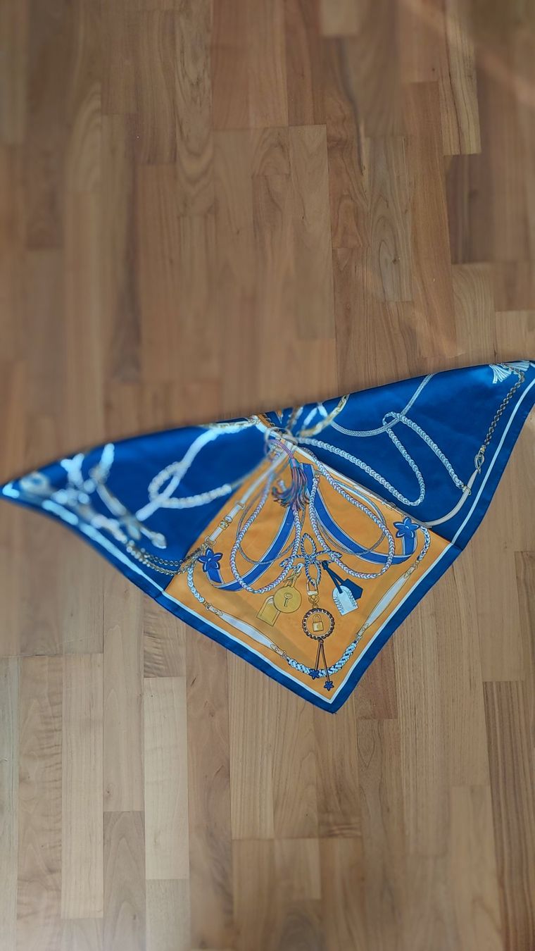 Foulard & Sciarpe: Twilly - Seidenschal - NEU – Nuovo e nell'imballaggio originale da Hittnau venduto da Razorback_1971 2