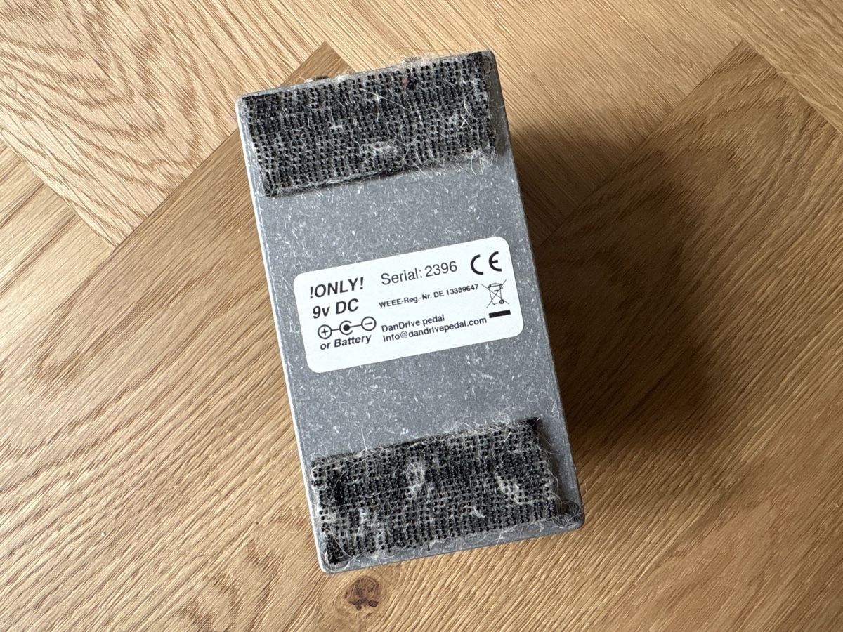 Strumenti musicali: DanDrive Austin Pride Fuzz V1 - neuwertig! – Nuovo (secondo la descrizione) da Hünibach venduto da tinuzinho 3