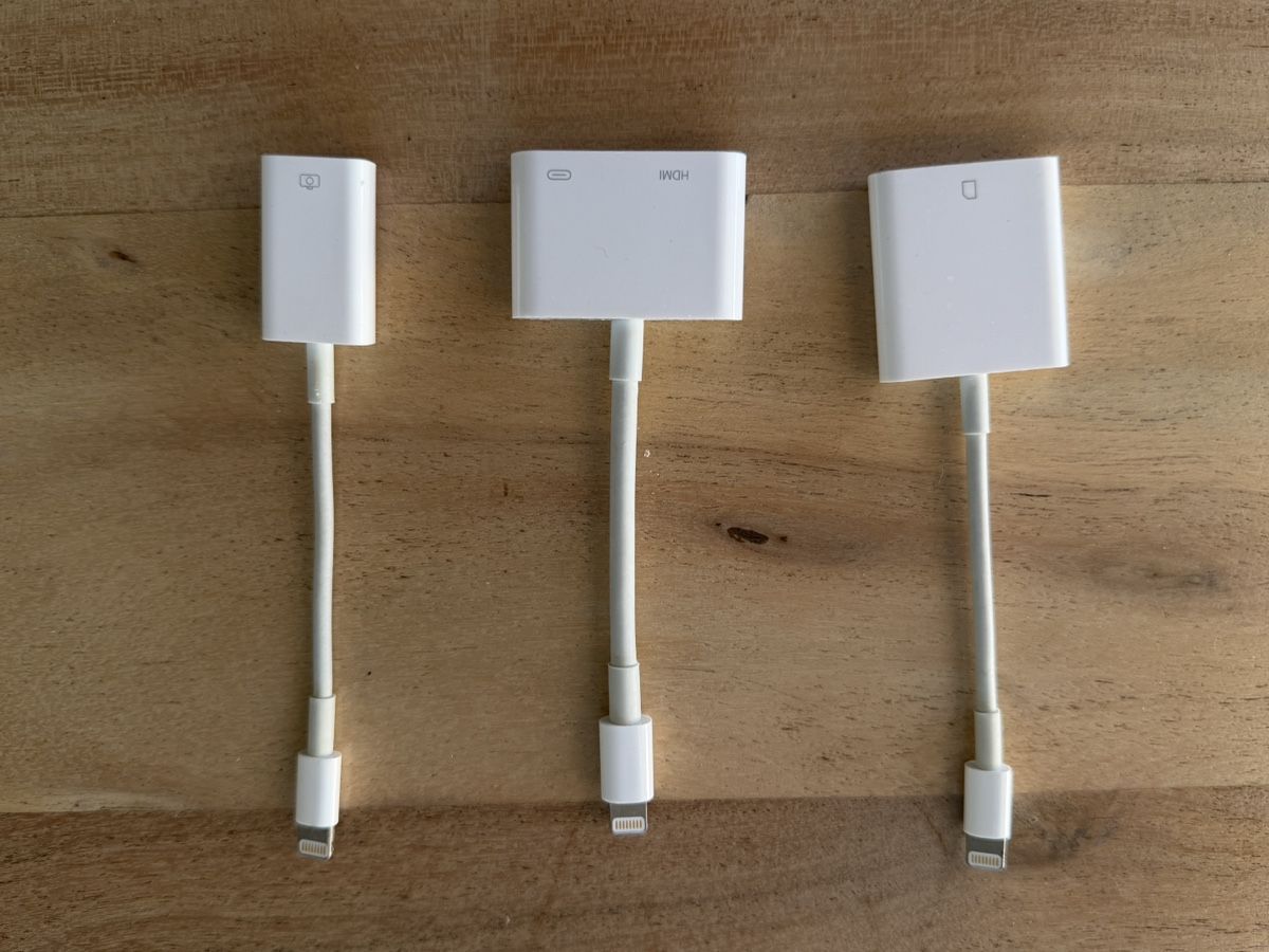 Apple Unità & Adattatore: Apple Lightning Adapter HDMI, SD Card und USB – Usato da Otelfingen venduto da Otto4