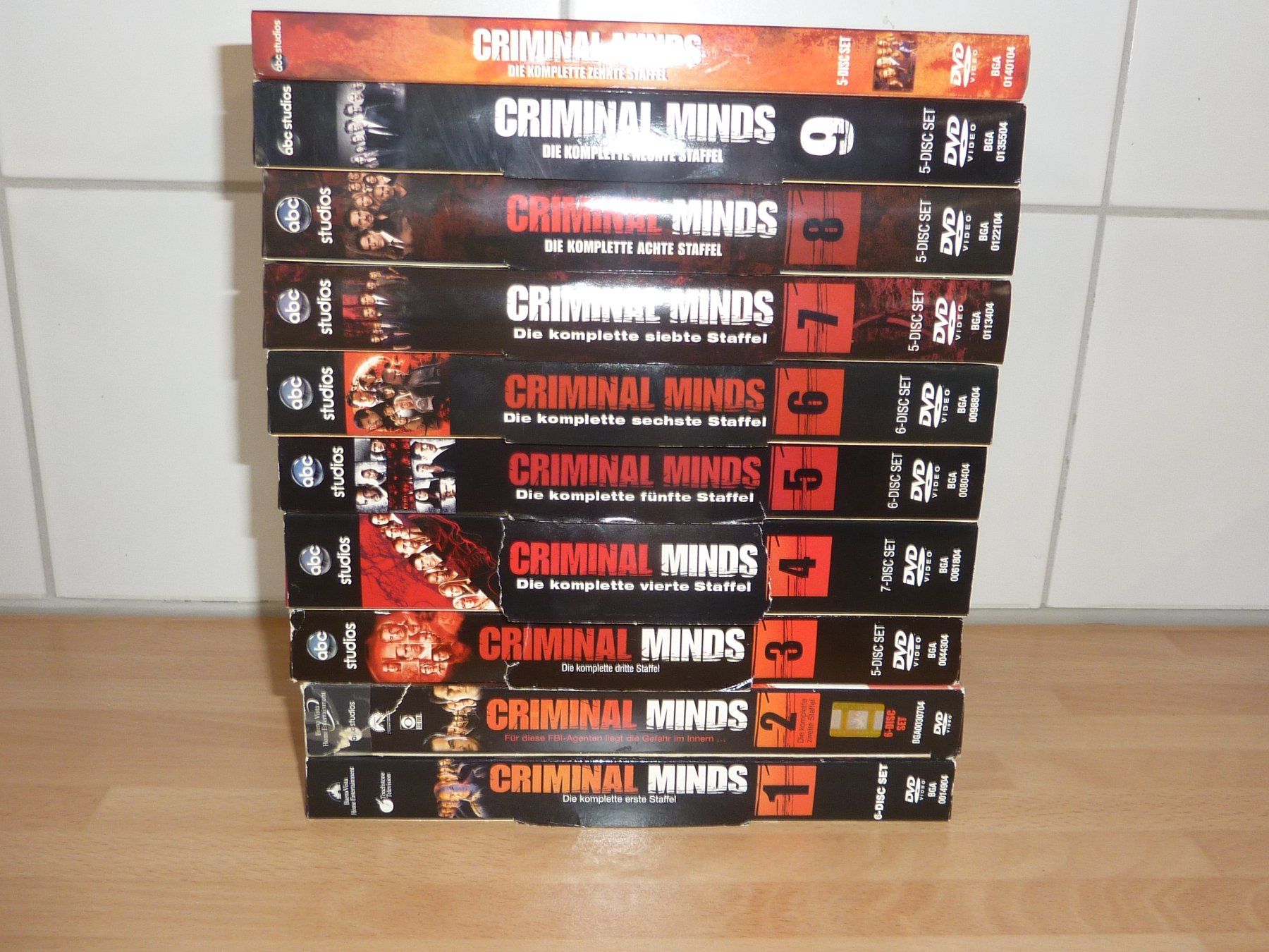 Tous les DVDs: Criminal Minds Staffel 1 - 10 – D'occasion à Niederscherli par Zahnd1