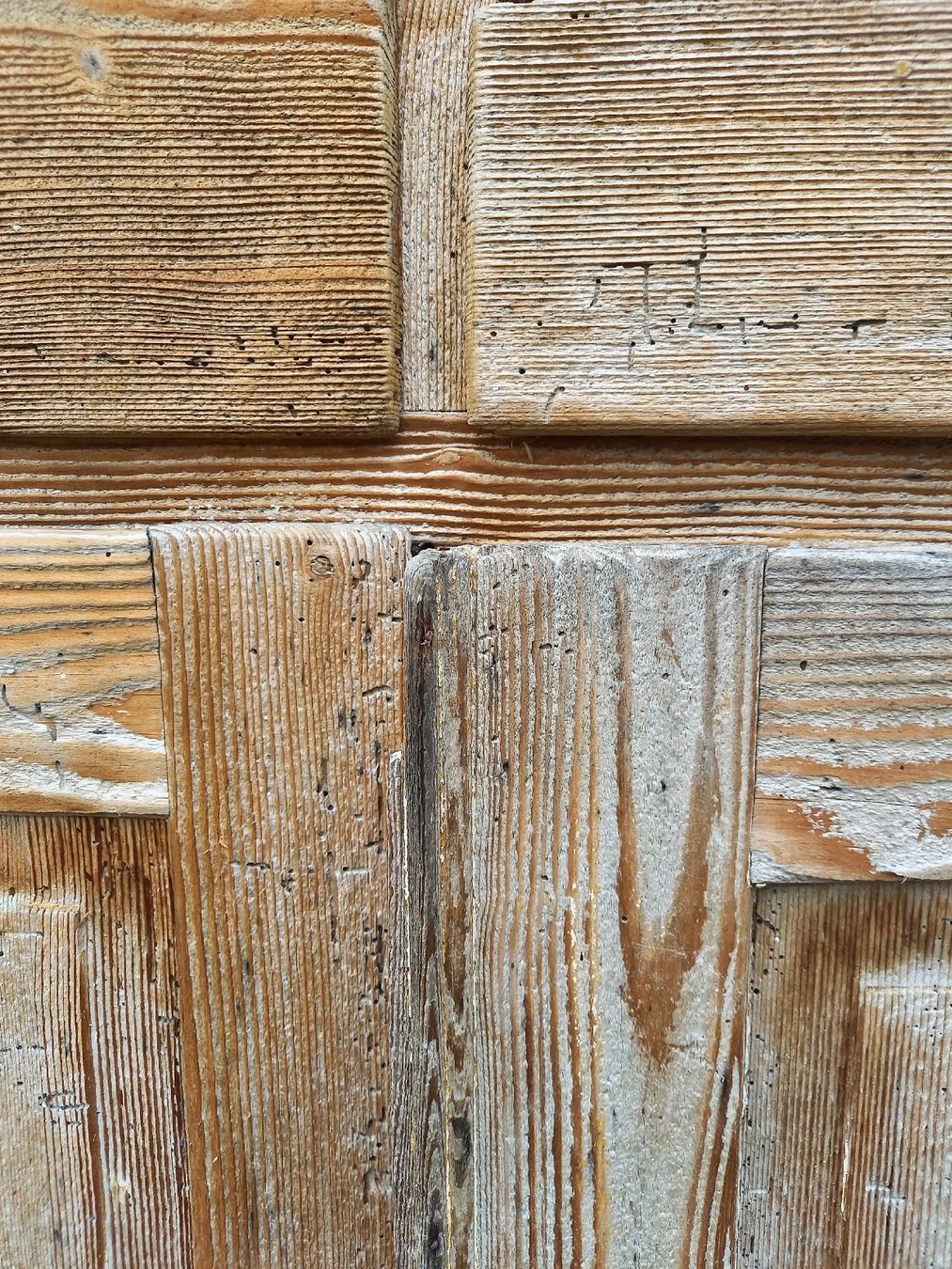 Schränke: Alter Flaschenboden Schrank – Gebraucht aus Süderen von papaver22 2