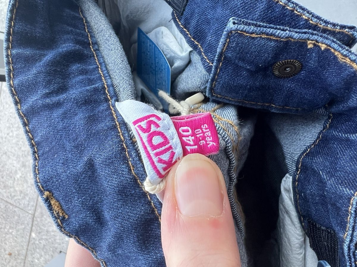 Pantaloni: Jeans mit Herzmotiv Stretch – Nuovo e nell'imballaggio originale da Goldau venduto da mar_spt6 3