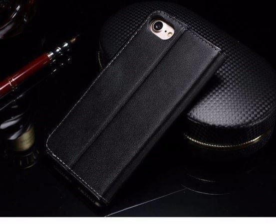 Coques & Protection écran: LUXUS iPhone 8 / 7 Leder Cover Case – Neuf avec emballage d'origine à Zürich par Store-247 1