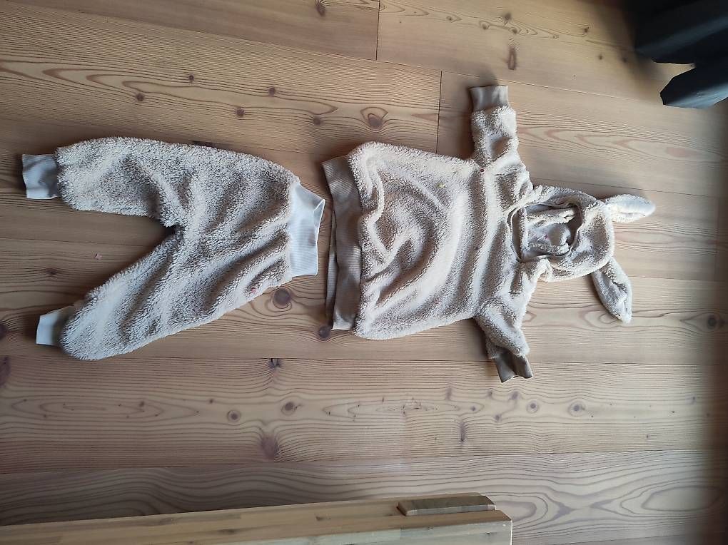 Costumi: Kostüm Schaf – Usato da Widnau venduto da ognob